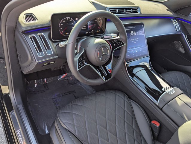 New 2025 Mercedes-Benz S 580 4MATIC Sedan image 3