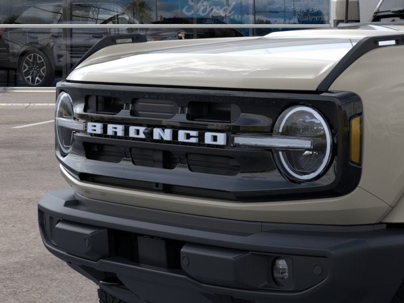 New 2026 Ford Bronco Outer Banks AWD/4WD image 19