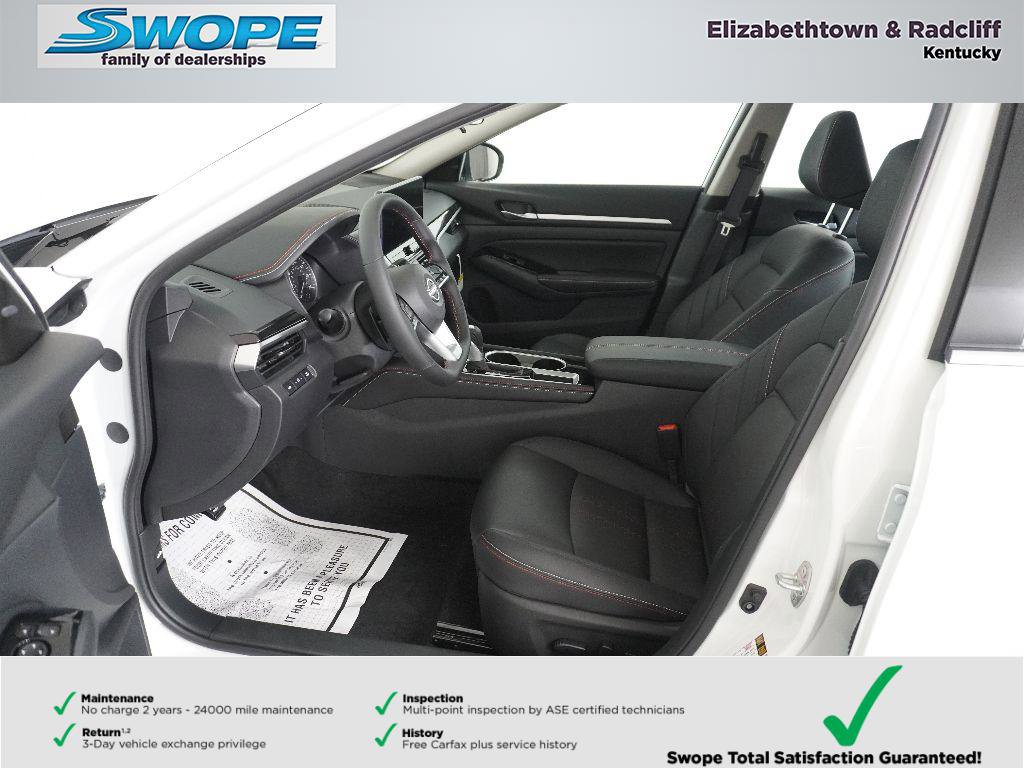 New 2025 Nissan Altima 2.5 SR w/ SR Premium Package image 8