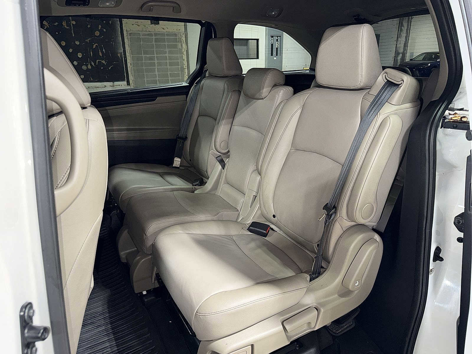 Used 2024 Honda Odyssey EX-L image 15