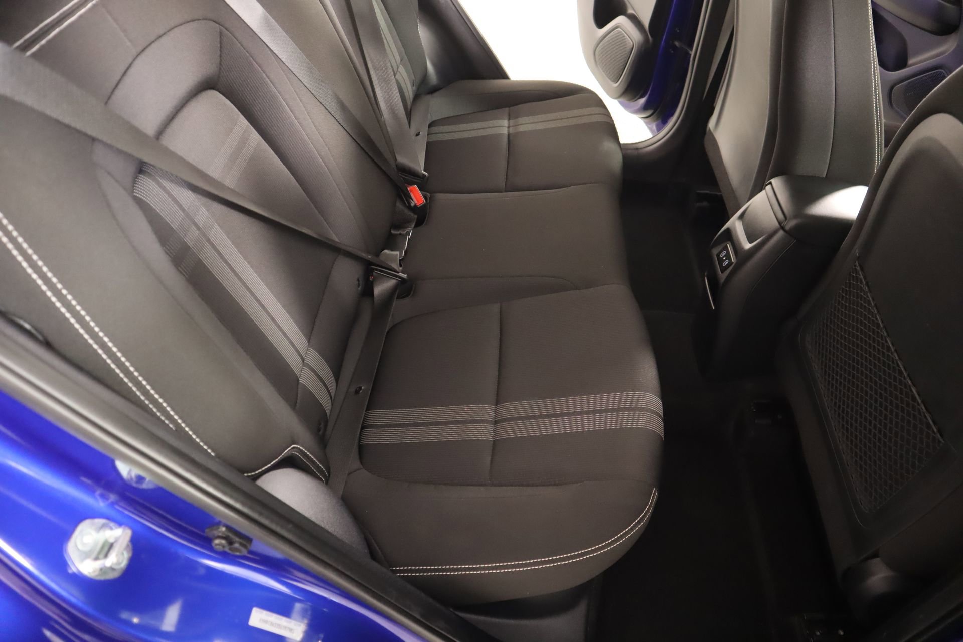 Used 2025 Hyundai Venue SEL image 13