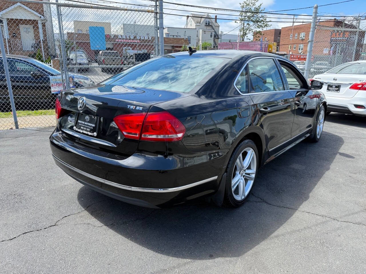 Used 2015 Volkswagen Passat 1.8T SE FWD image 6