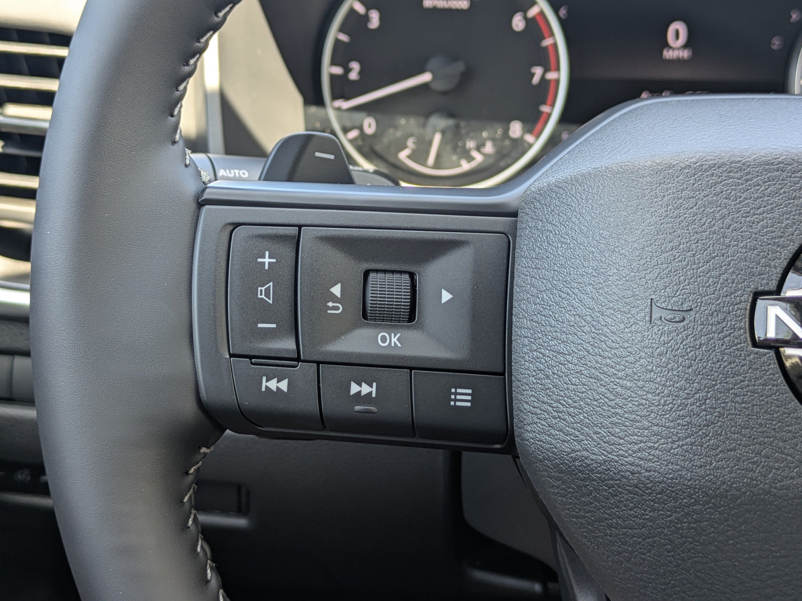 New 2026 Nissan Rogue Dark Armor FWD image 28