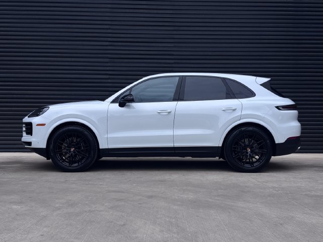 New 2026 Porsche Cayenne AWD/4WD image 2
