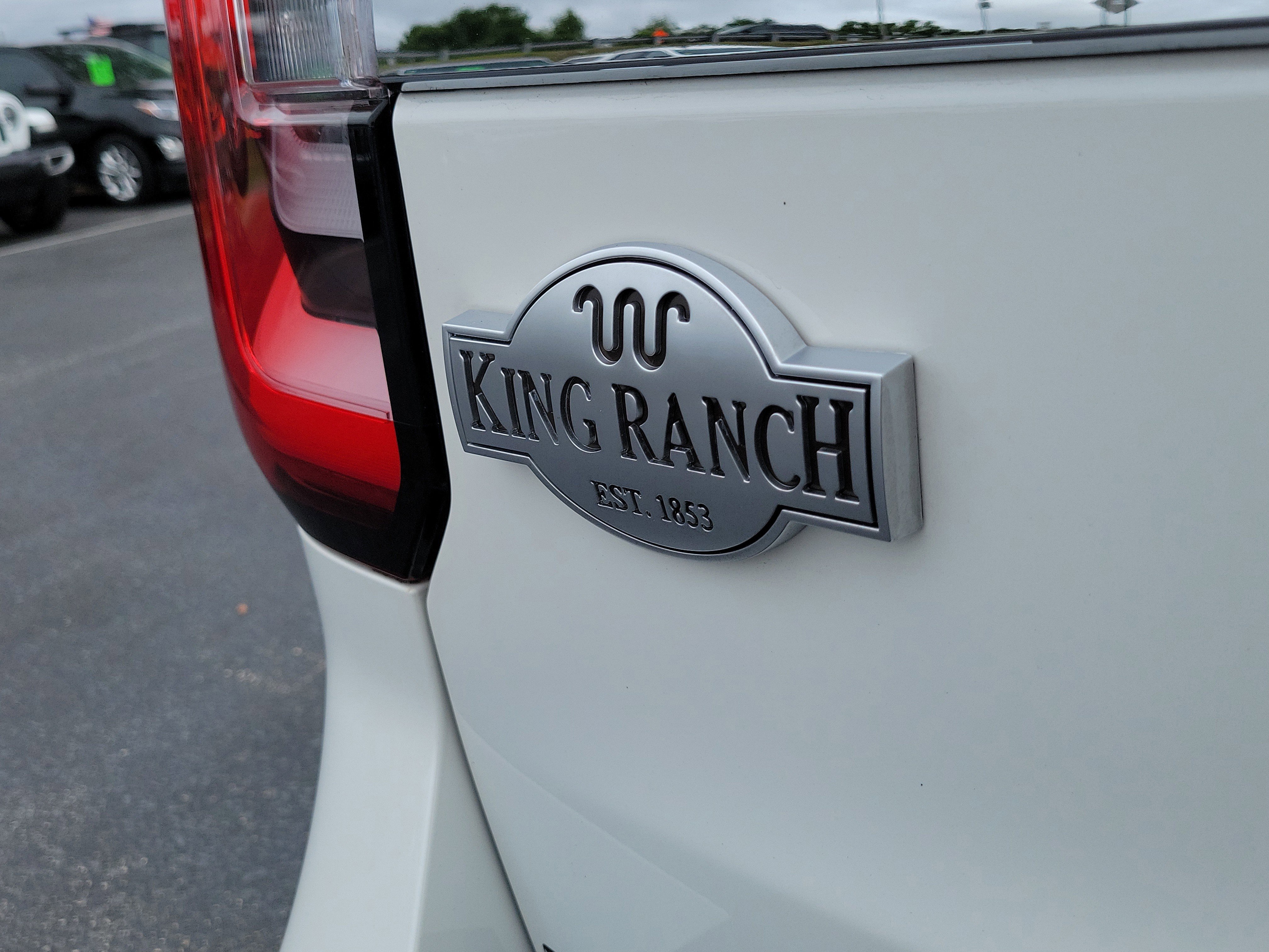 Certified 2024 Ford Expedition King Ranch RWD image 9