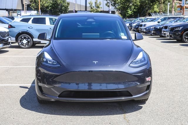 Used 2024 Tesla Model Y Long Range AWD/4WD image 3