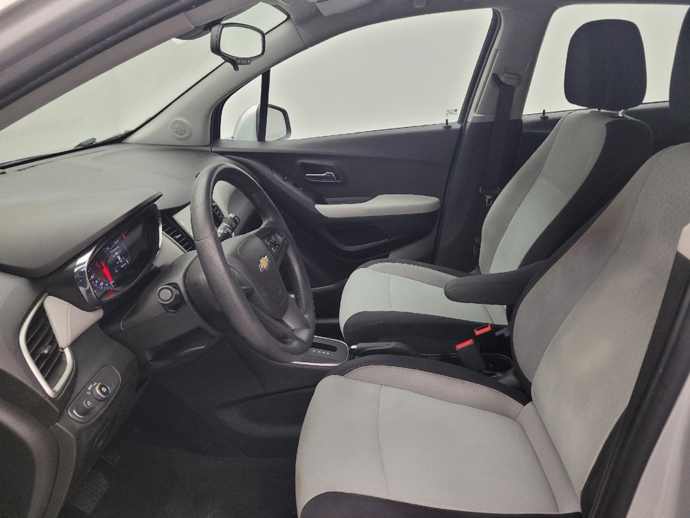 Used 2017 Chevrolet Trax LS FWD image 17