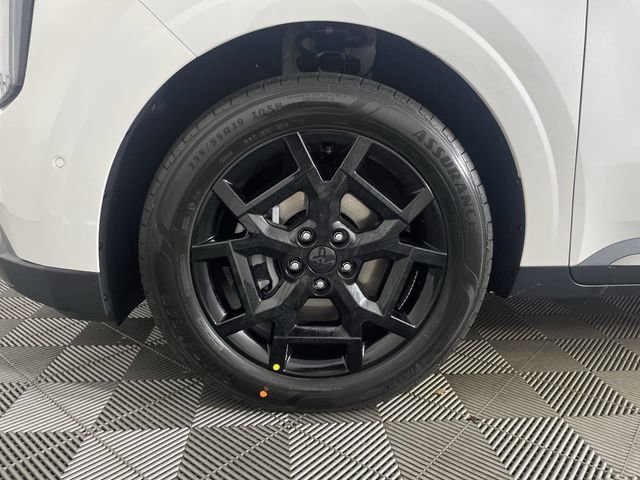 New 2026 Kia Carnival SX w/ SX Dark Edition Package image 17