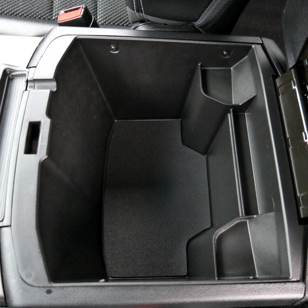 Used 2017 RAM 1500 Sport w/ Black Ram 1500 Sport Group image 28