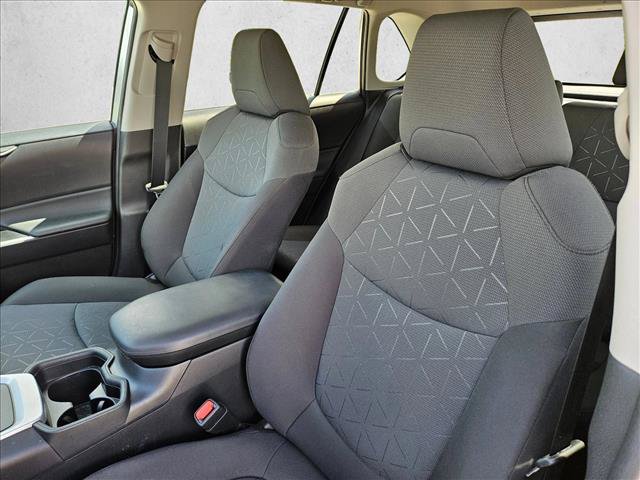 Used 2020 Toyota RAV4 XLE w/ Convenience Package AWD/4WD image 15