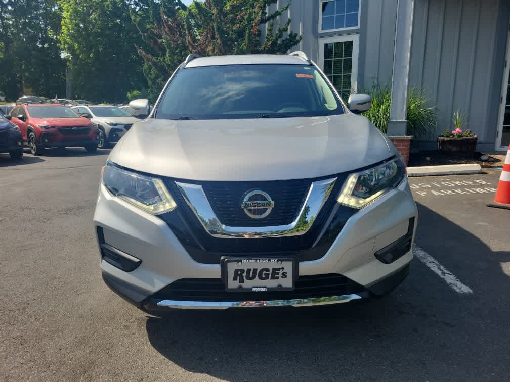 Used 2018 Nissan Rogue SV AWD/4WD image 9