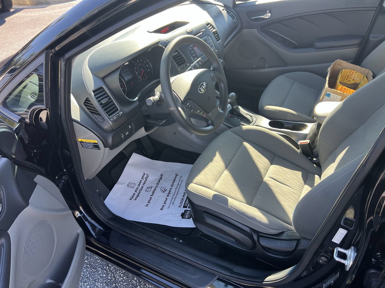 Used 2015 Kia Forte LX FWD image 16