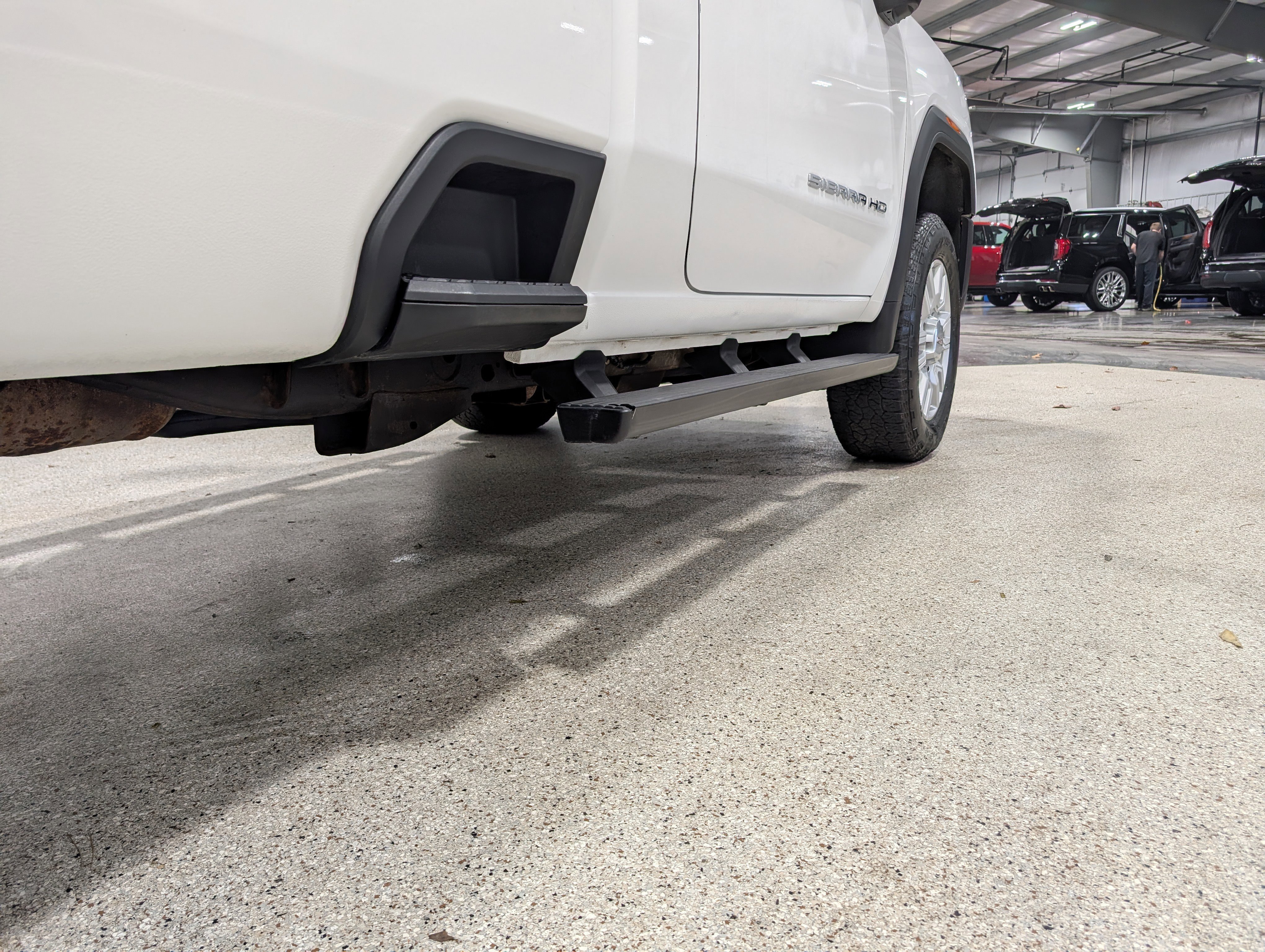 Used 2024 GMC Sierra 2500 SLE w/ SLE Convenience Package image 10