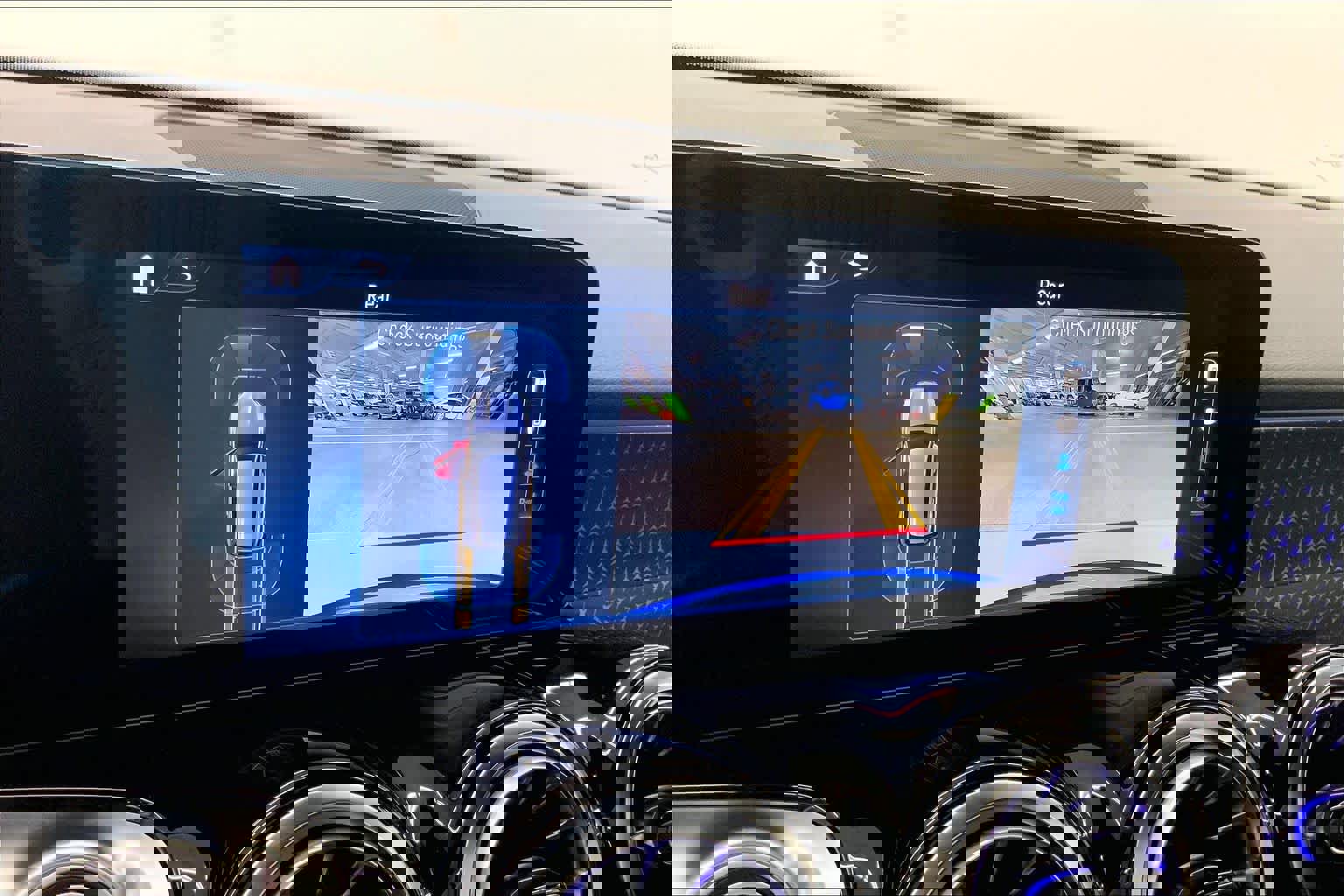 Used 2025 Mercedes-Benz GLB 250 image 24