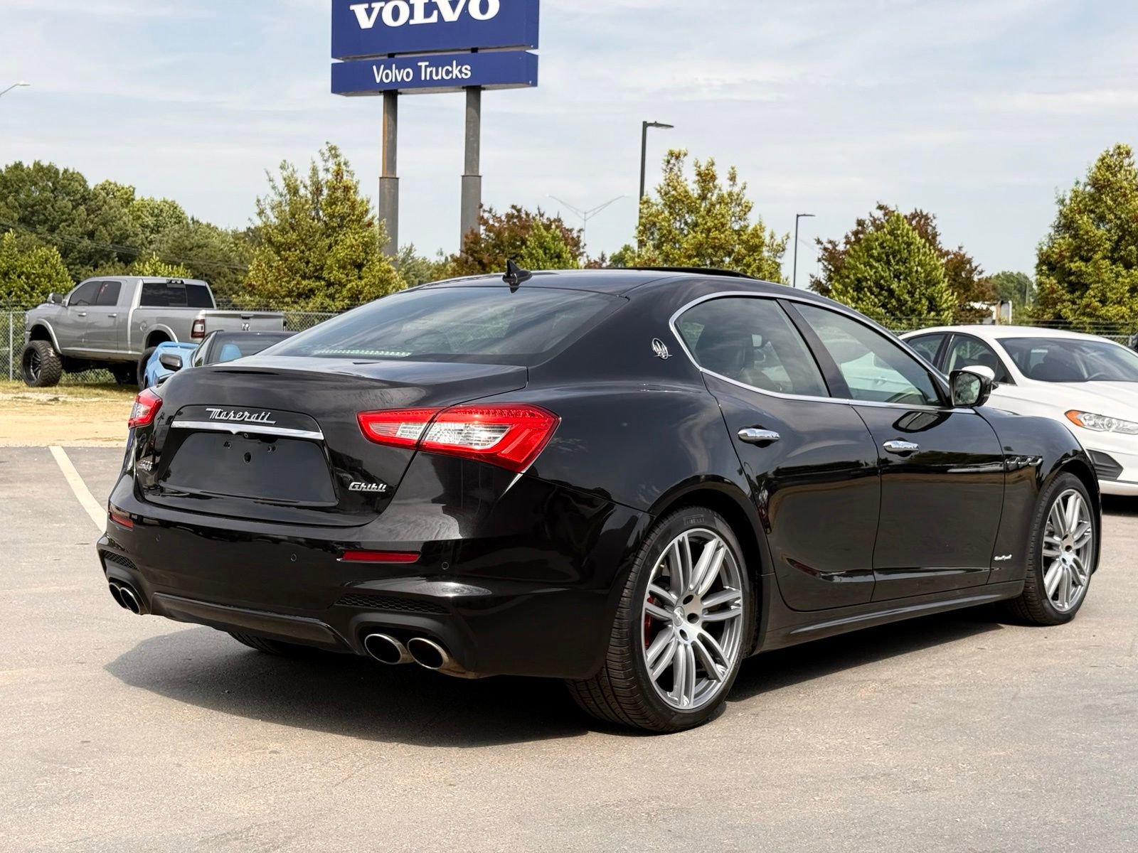 Used 2018 Maserati Ghibli S GranSport Q4 AWD/4WD image 11