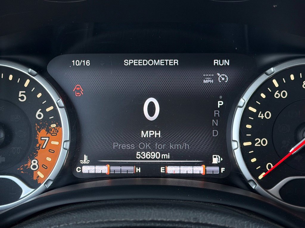 Used 2018 Jeep Renegade Altitude w/ UConnect 8.4 Nav Group FWD image 31