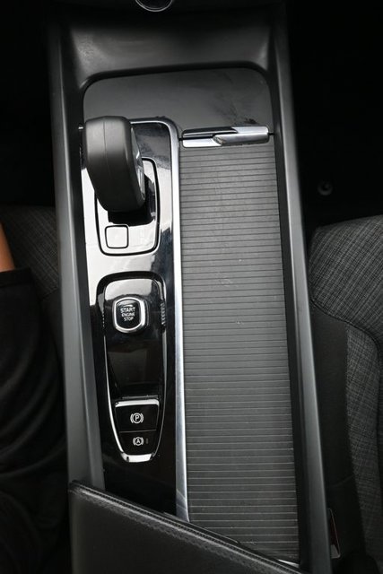 Used 2024 Volvo XC60 B5 Core w/ Climate Package AWD/4WD image 11