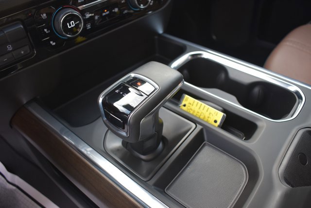 Used 2024 Chevrolet Silverado 1500 High Country w/ Technology Package image 28