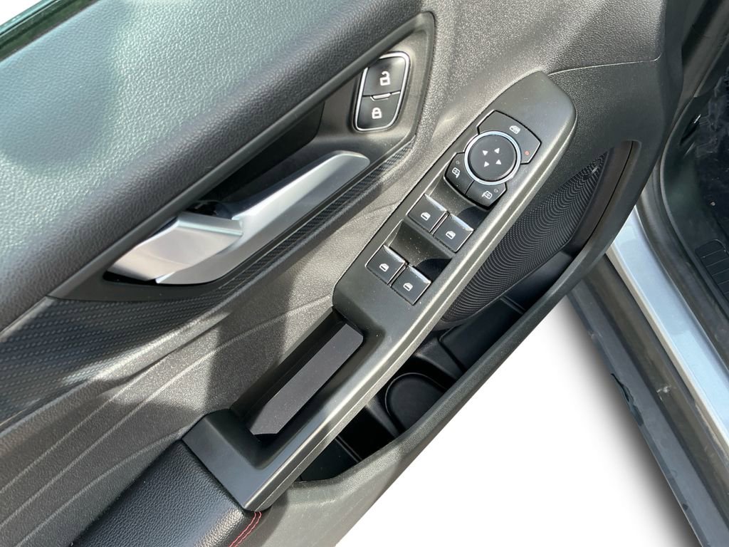 Used 2024 Ford Escape ST-Line image 19