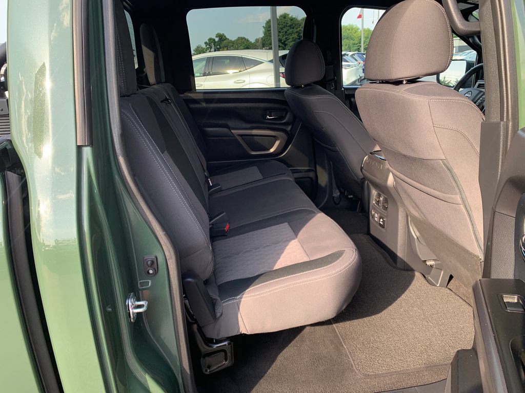 Used 2024 Nissan Titan SV w/ SV Bronze Edition Package AWD/4WD image 30