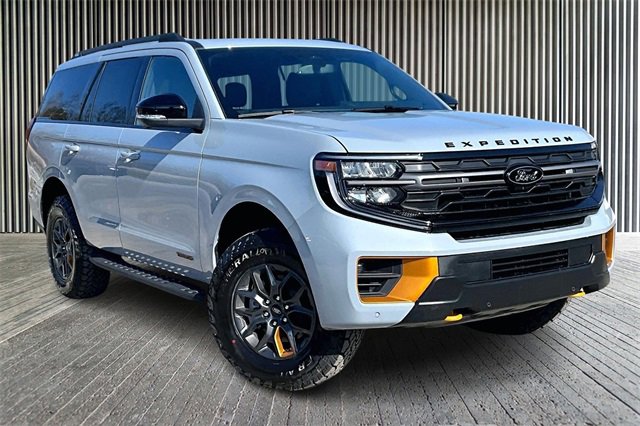 New 2026 Ford Expedition Tremor image 2