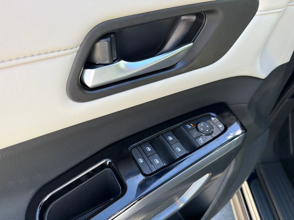 New 2026 Nissan Pathfinder SL image 16