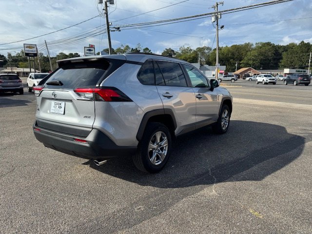 Used 2024 Toyota RAV4 XLE image 6