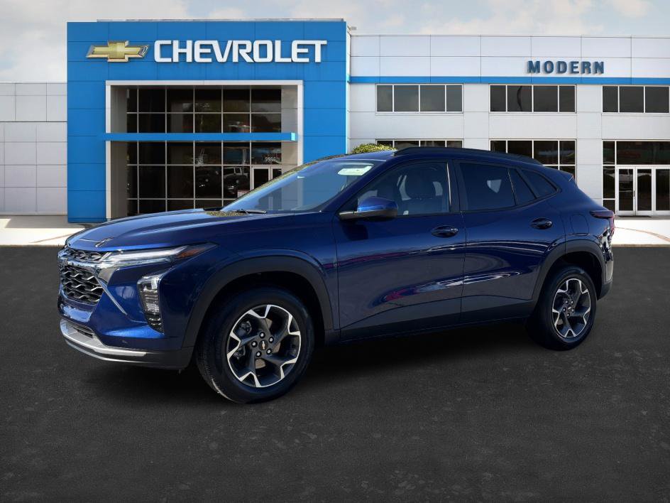 Used 2024 Chevrolet Trax LT w/ LT Convenience Package image 1