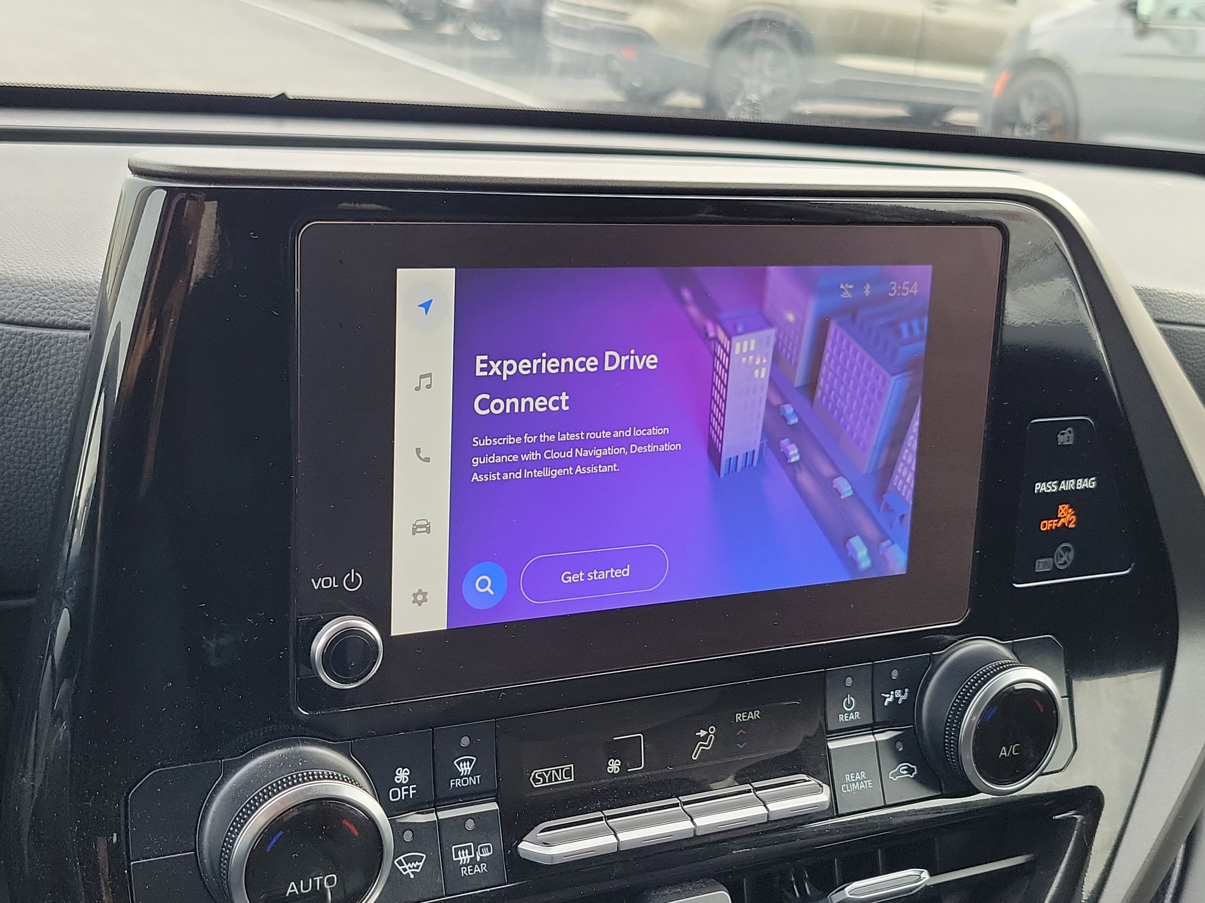 Certified 2024 Toyota Highlander LE image 29