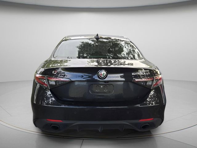Used 2024 Alfa Romeo Giulia Veloce RWD image 5