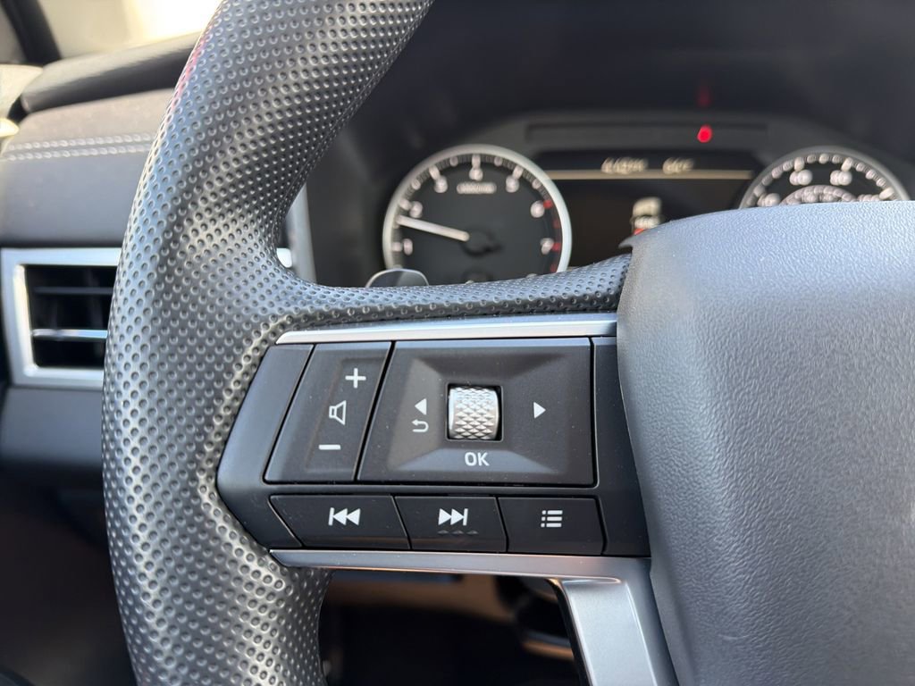 New 2026 Mitsubishi Outlander ES AWD/4WD image 17