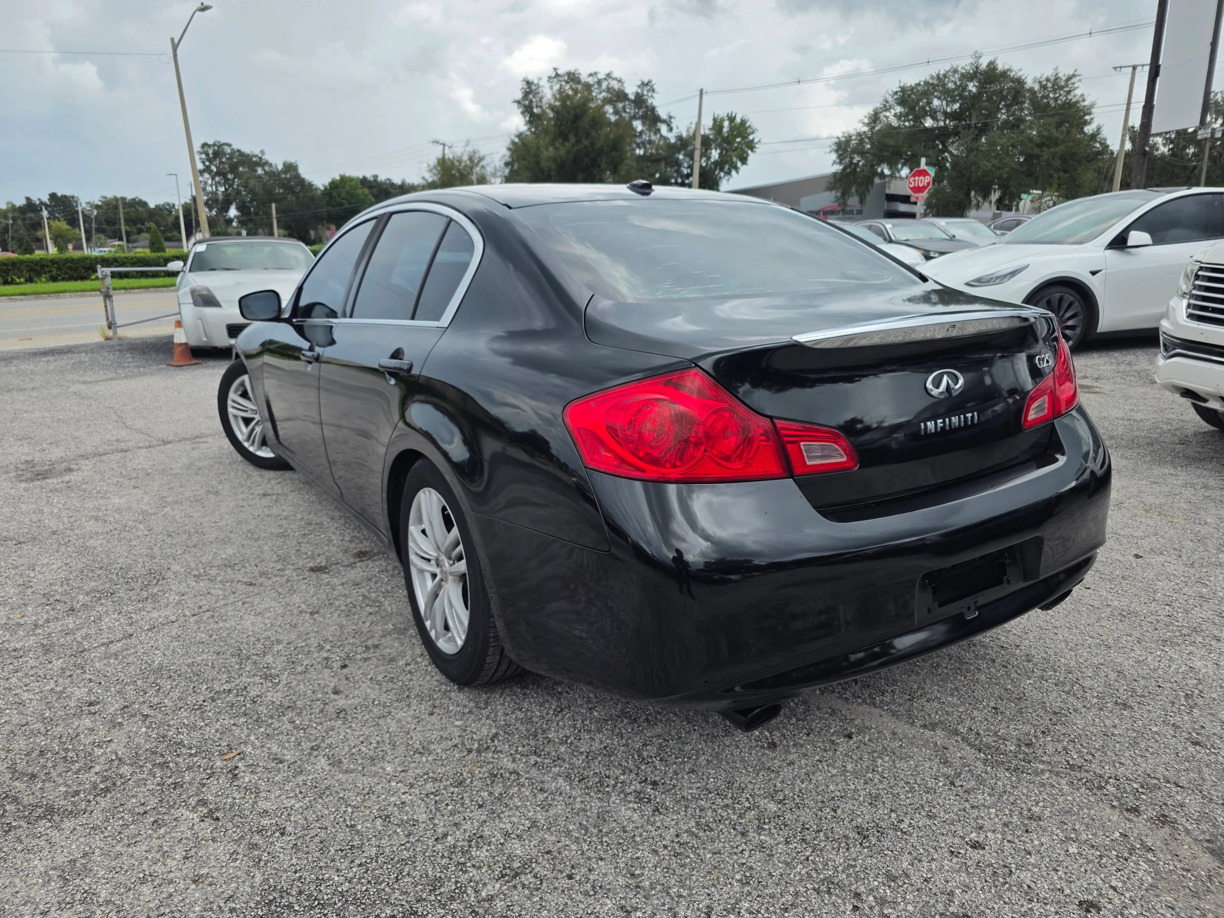 Used 2011 INFINITI G25 RWD image 5