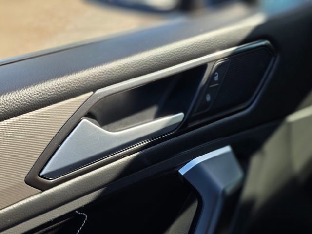 Used 2024 Volkswagen Tiguan Wolfsburg Edition image 26
