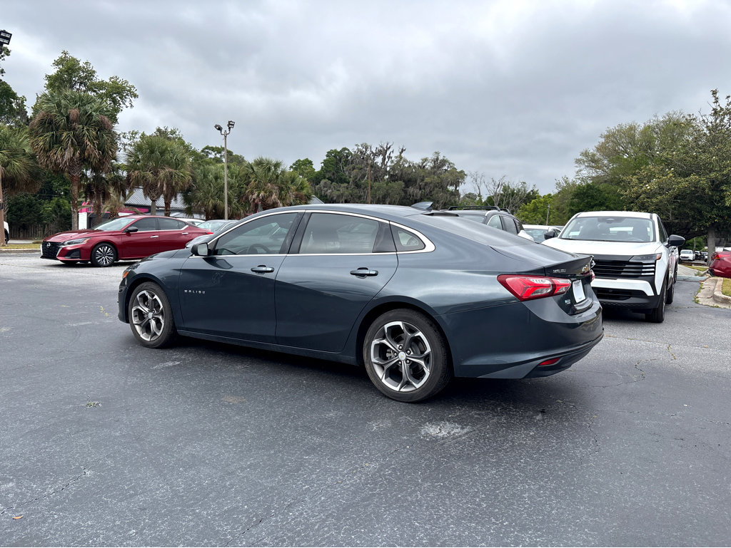 Used 2021 Chevrolet Malibu LT FWD image 28