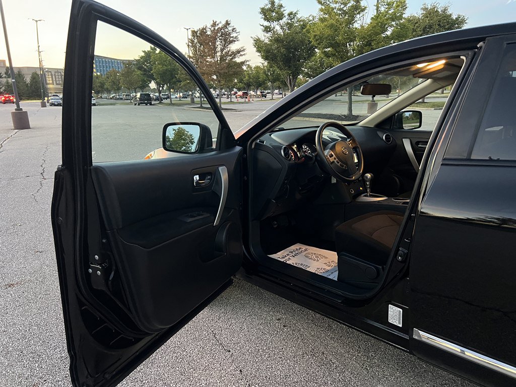 Used 2013 Nissan Rogue S w/ Special Edition Pkg AWD/4WD image 16