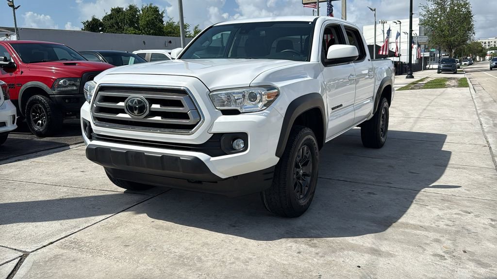 Used 2021 Toyota Tacoma SR5 w/ Trail Edition image 10