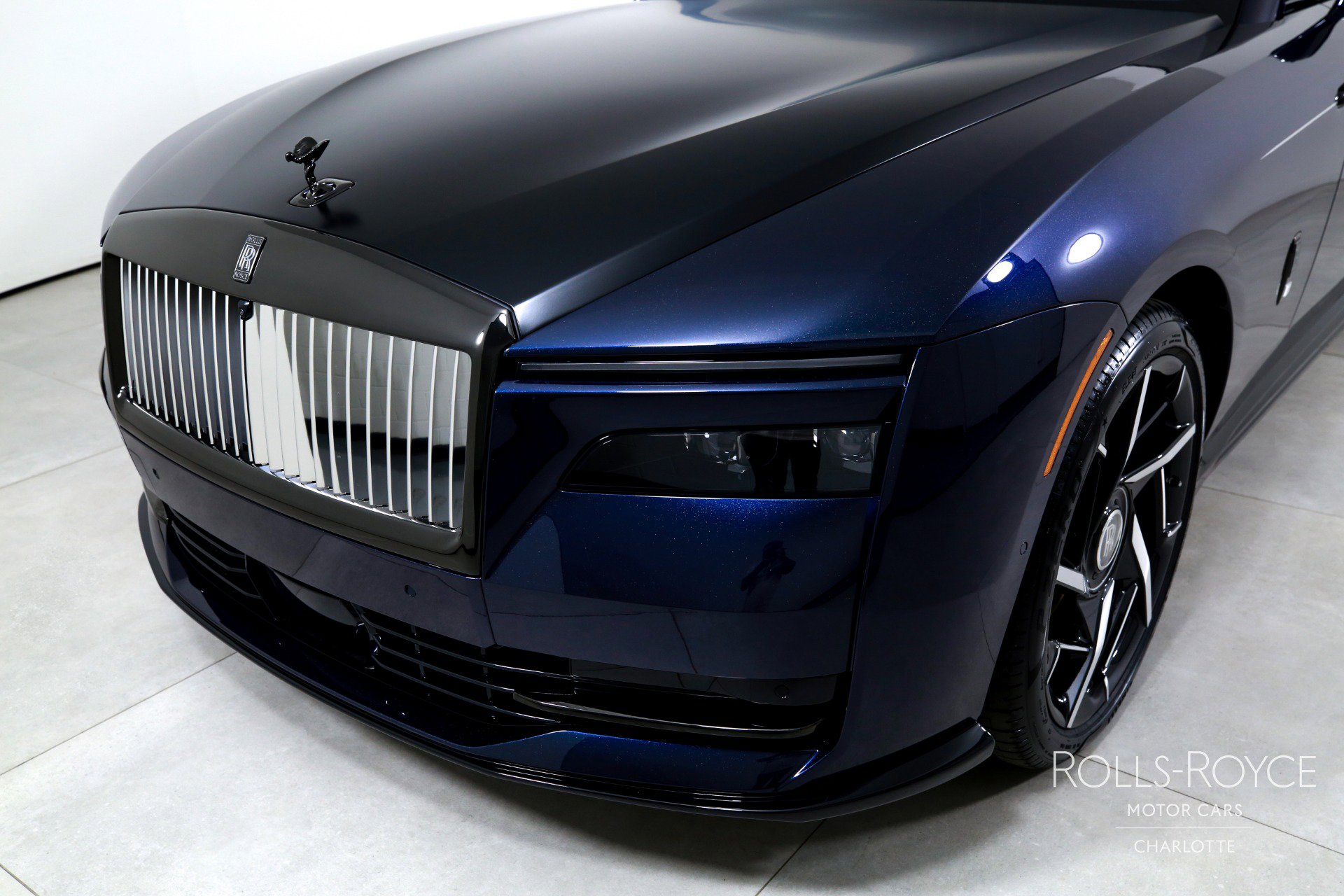 New 2026 Rolls-Royce Spectre Black Badge image 38