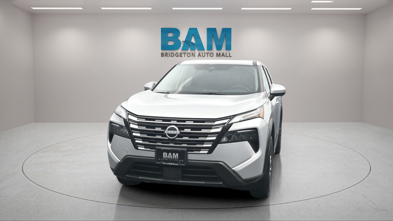 Used 2025 Nissan Rogue SV FWD image 2