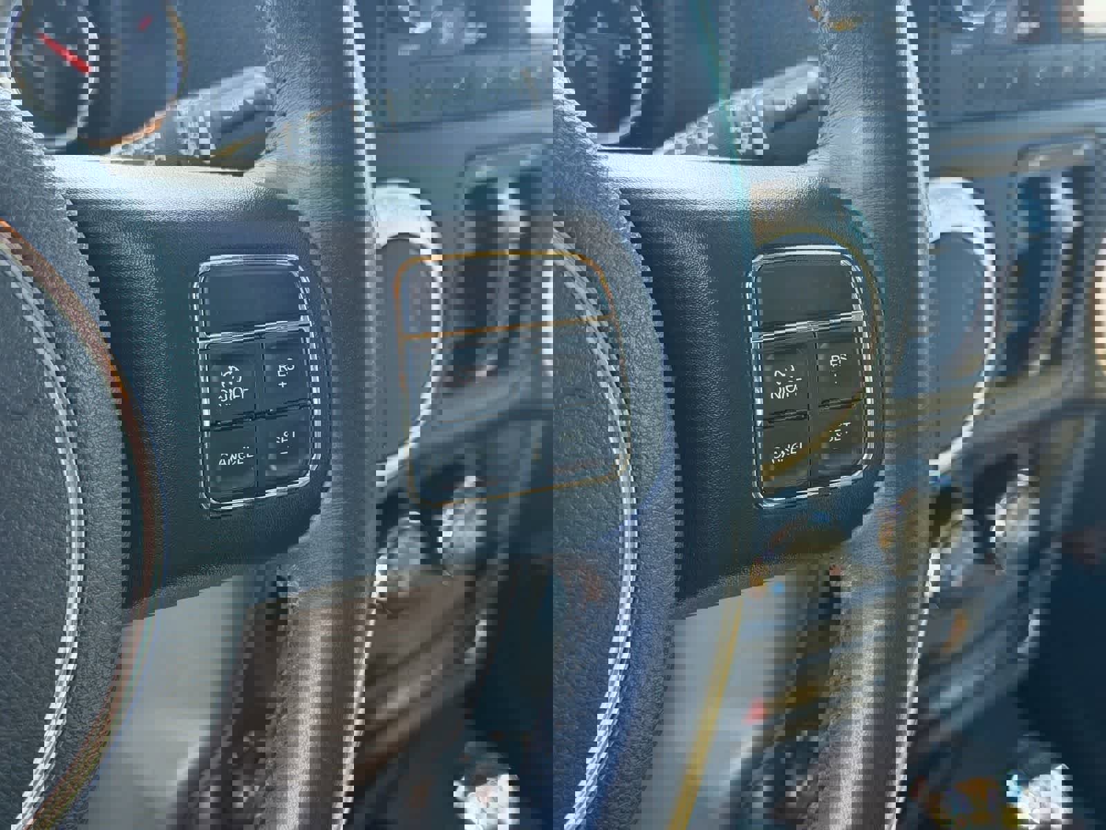 Used 2013 Jeep Wrangler Unlimited Sahara w/ Connectivity Group image 10