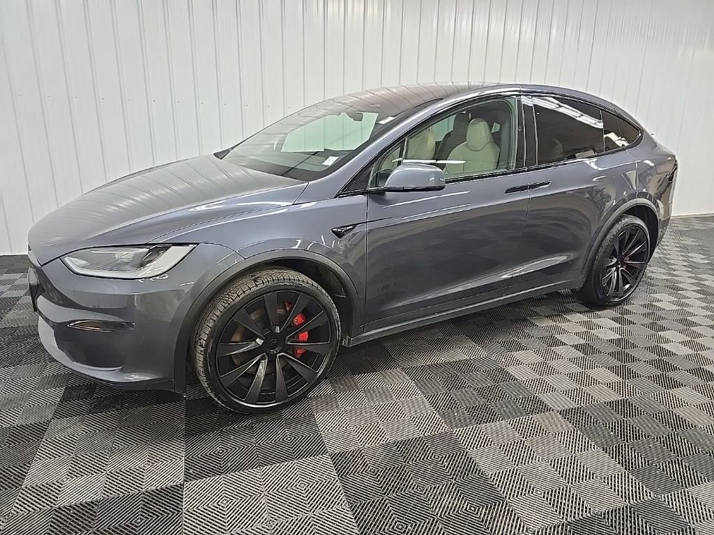 Used 2023 Tesla Model X Plaid image 6