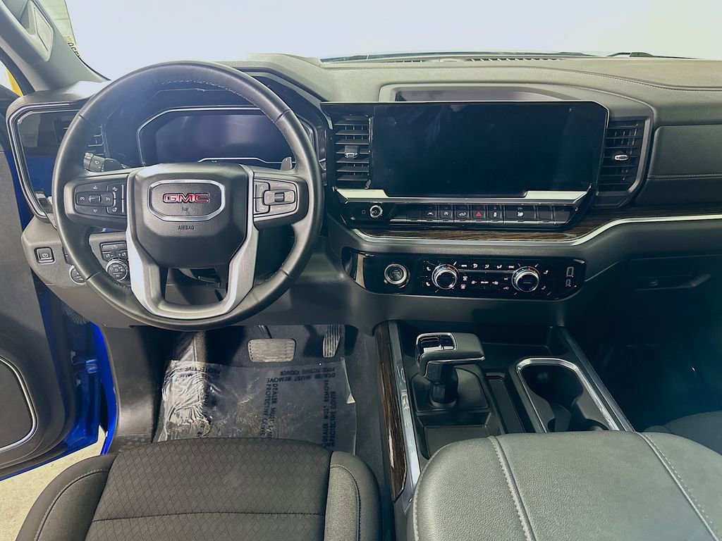 Used 2023 GMC Sierra 1500 Elevation image 17