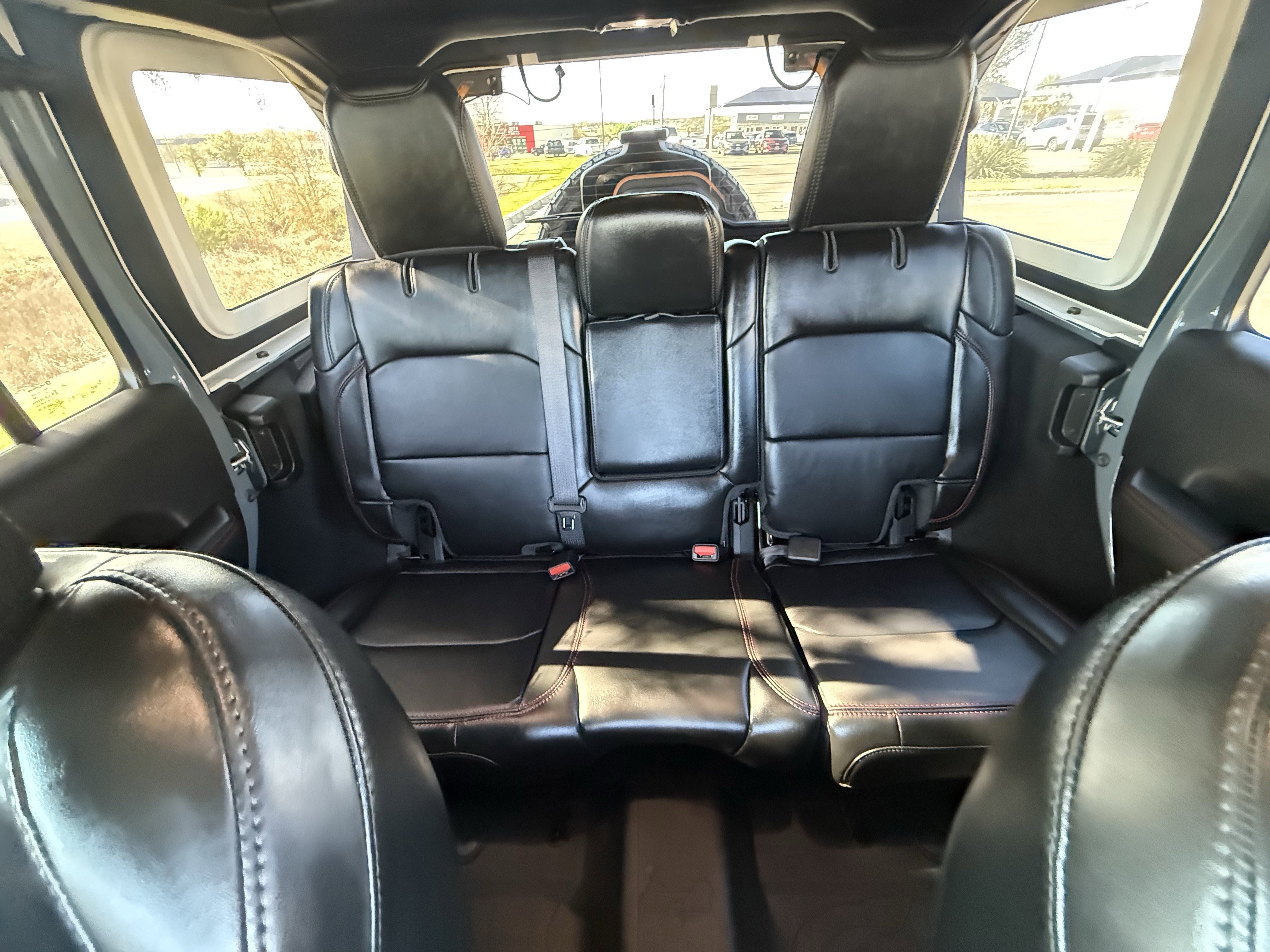 Used 2024 Jeep Wrangler Unlimited Rubicon image 15