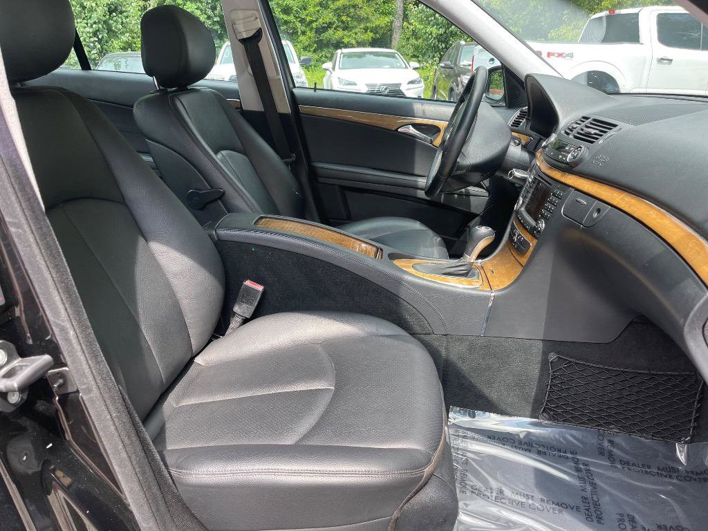 Used 2008 Mercedes-Benz E 350 Sedan image 40