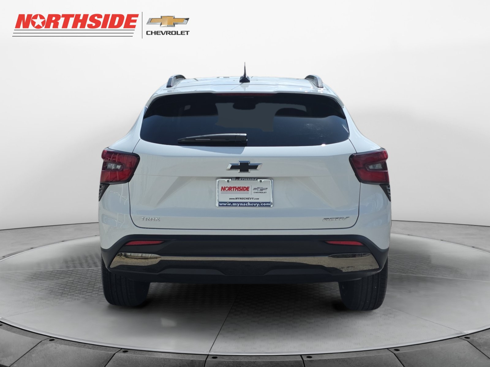 New 2026 Chevrolet Trax ACTIV w/ Sunroof Package FWD image 7