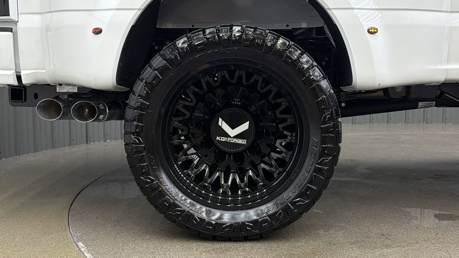 Used 2026 Ford F450 Platinum w/ Platinum Plus Package image 11