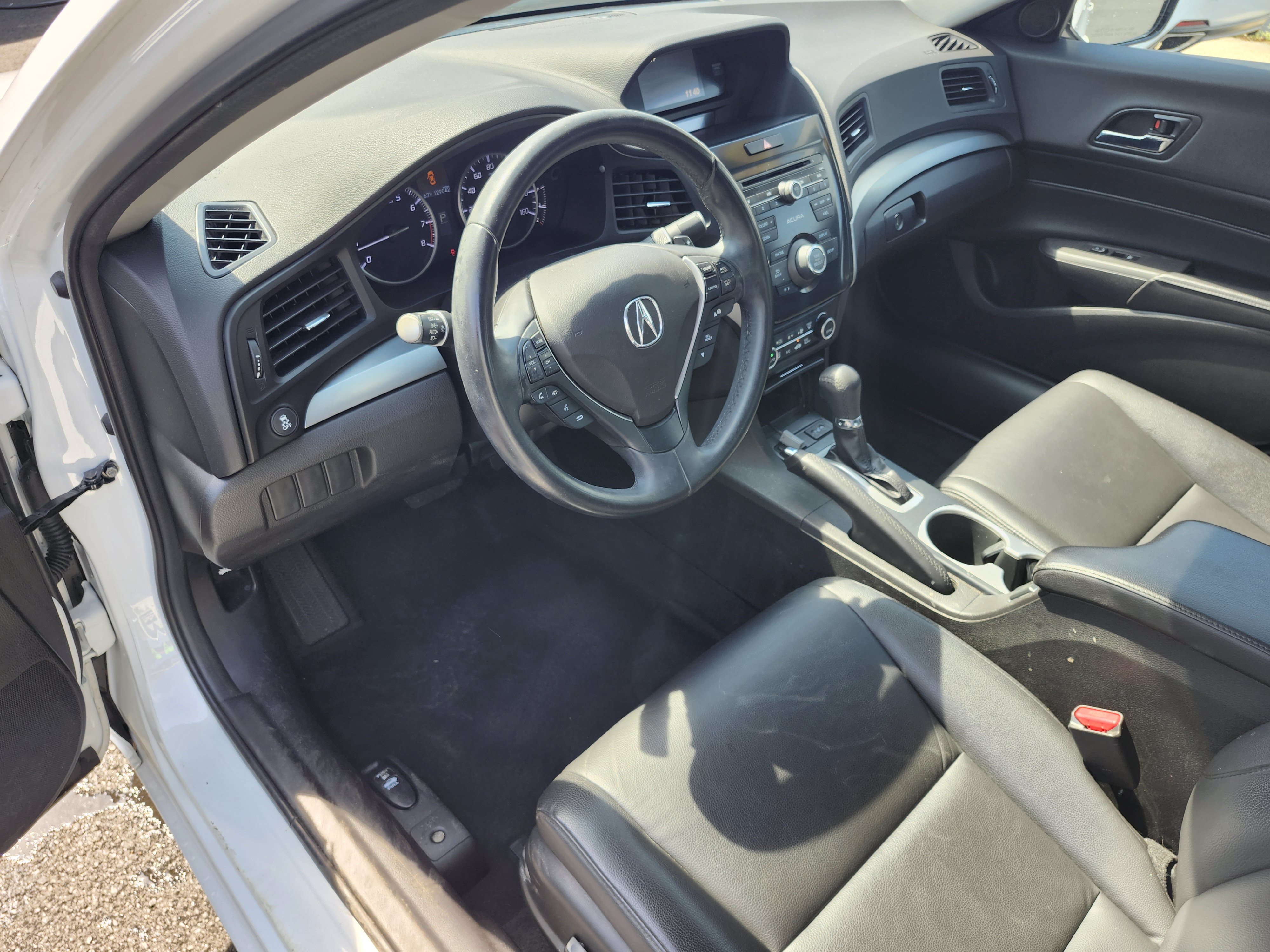Used 2016 Acura ILX FWD image 4