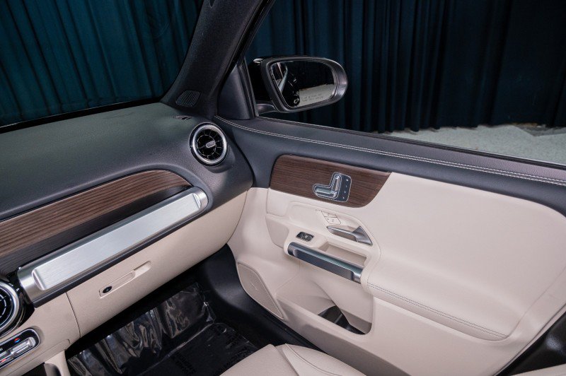 New 2026 Mercedes-Benz GLB 250 4MATIC image 22