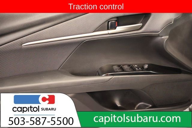Used 2025 Toyota Camry SE image 11