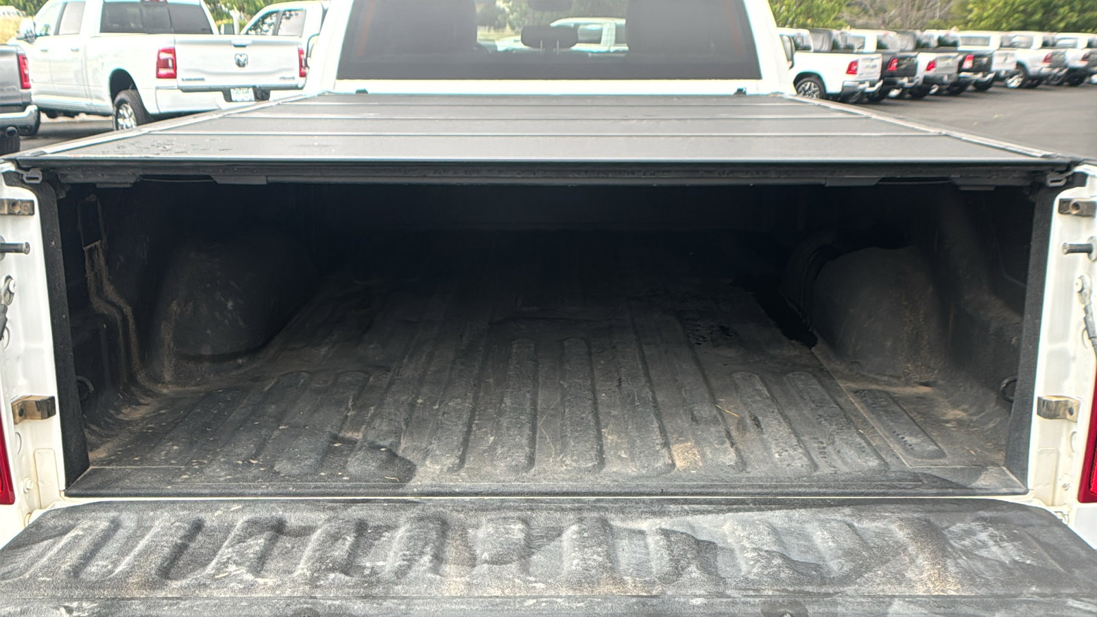 Used 2022 RAM 2500 Tradesman w/ Chrome Appearance Group image 21