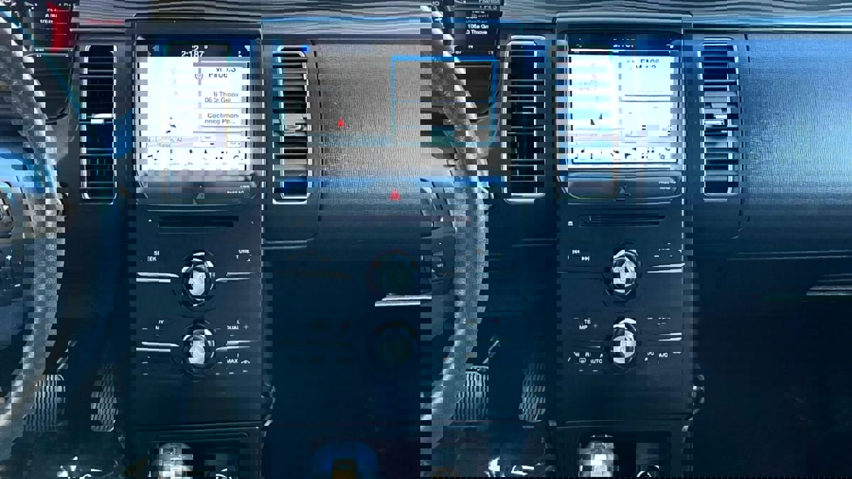 Used 2018 Ford Flex SEL w/ Equipment Group 202A image 37